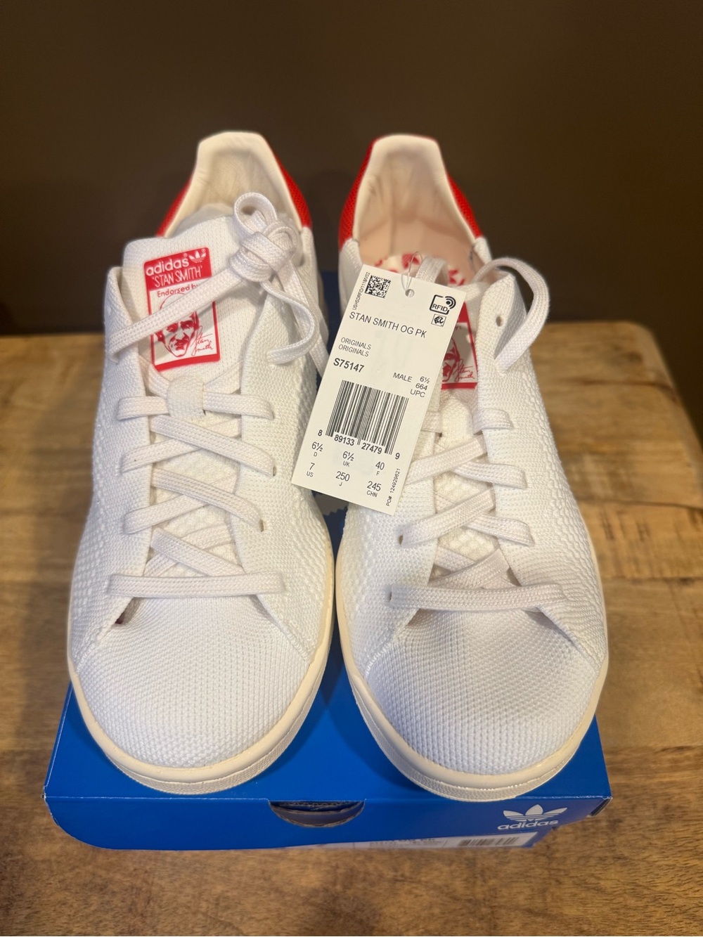 Adidas Stan Smith OG Primeknit White Red Sneakers Men’s 7 Women’s 8 NWT